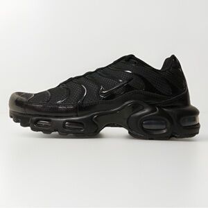 Size 11 -  Nike Air Max Plus Triple Black 604133-050 Men’s Brand New FAST SHIP